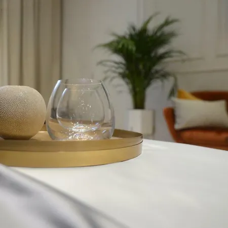 Club 5 Boutique بيت ضيافة