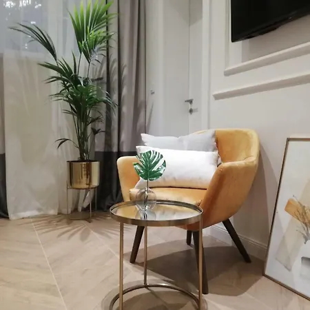 بيت ضيافة Club 5 Boutique