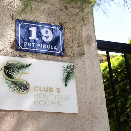 Club 5 Boutique