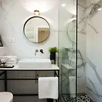 Club 5 Boutique Гостевой дом